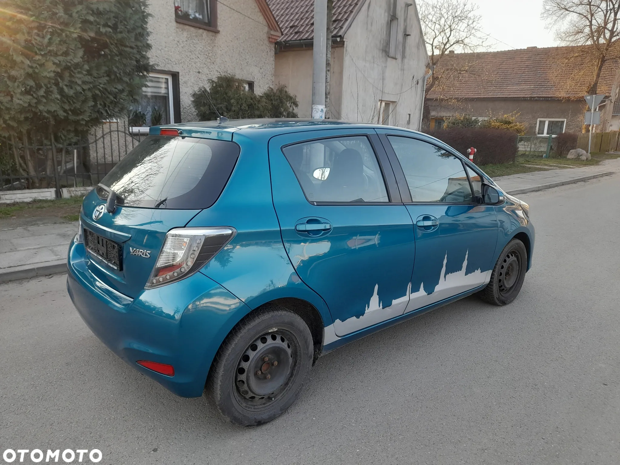 Toyota Yaris - 6