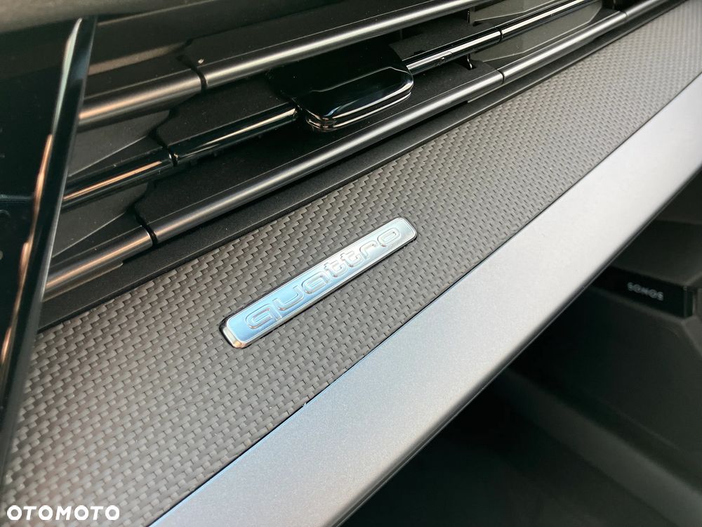 Audi RS3 Limousine - 26