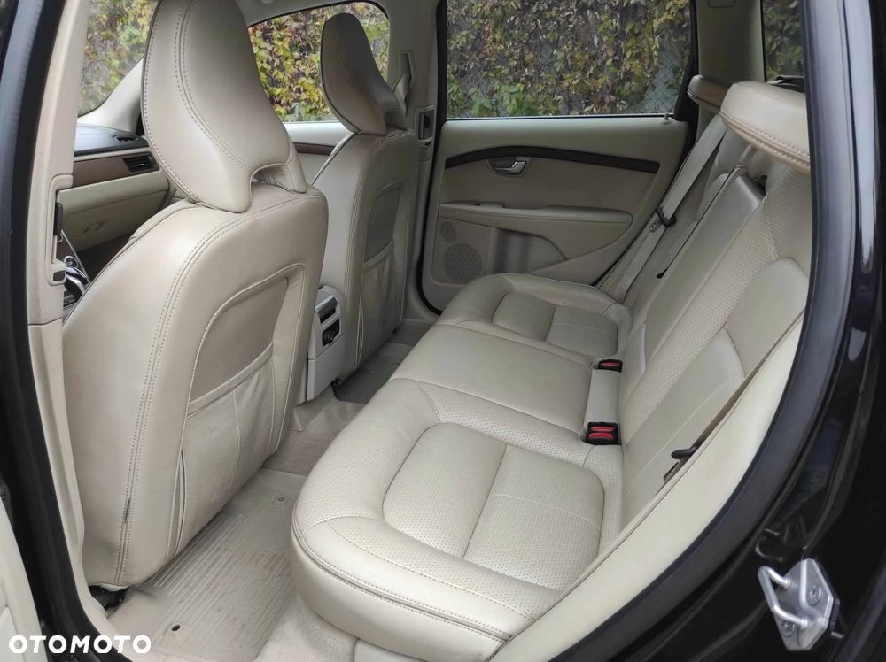 Volvo XC 70 D5 AWD Summum - 13