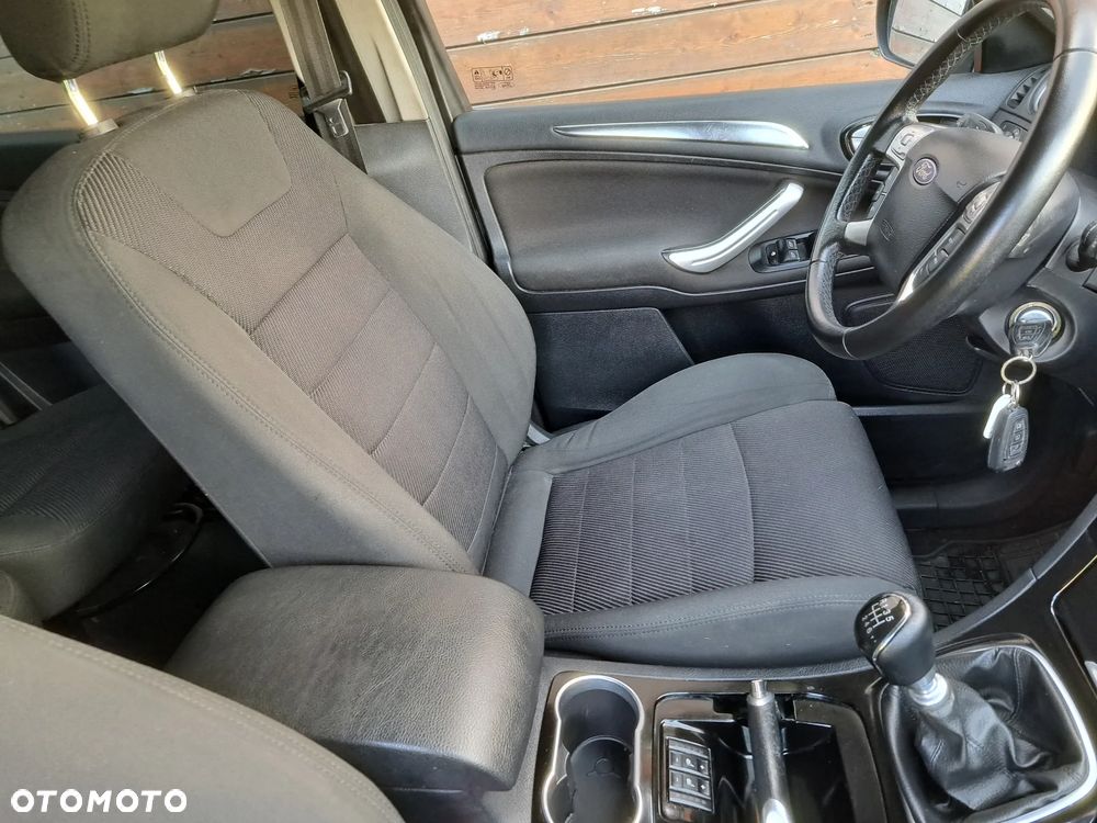 Ford S-Max 2.0 TDCi Titanium - 30