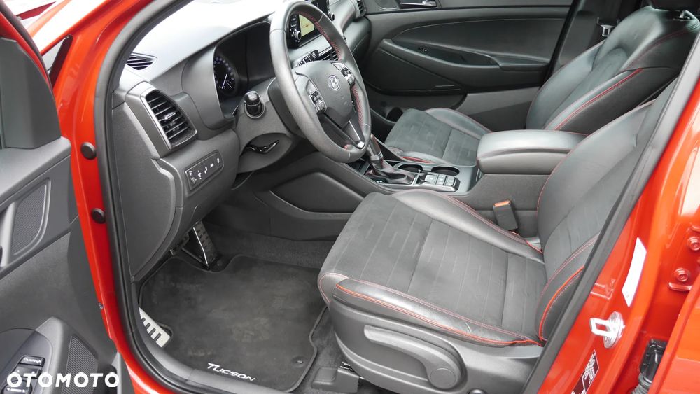 Hyundai Tucson 1.6 CRDi 48V-Hybrid 2WD DCT N Line - 23