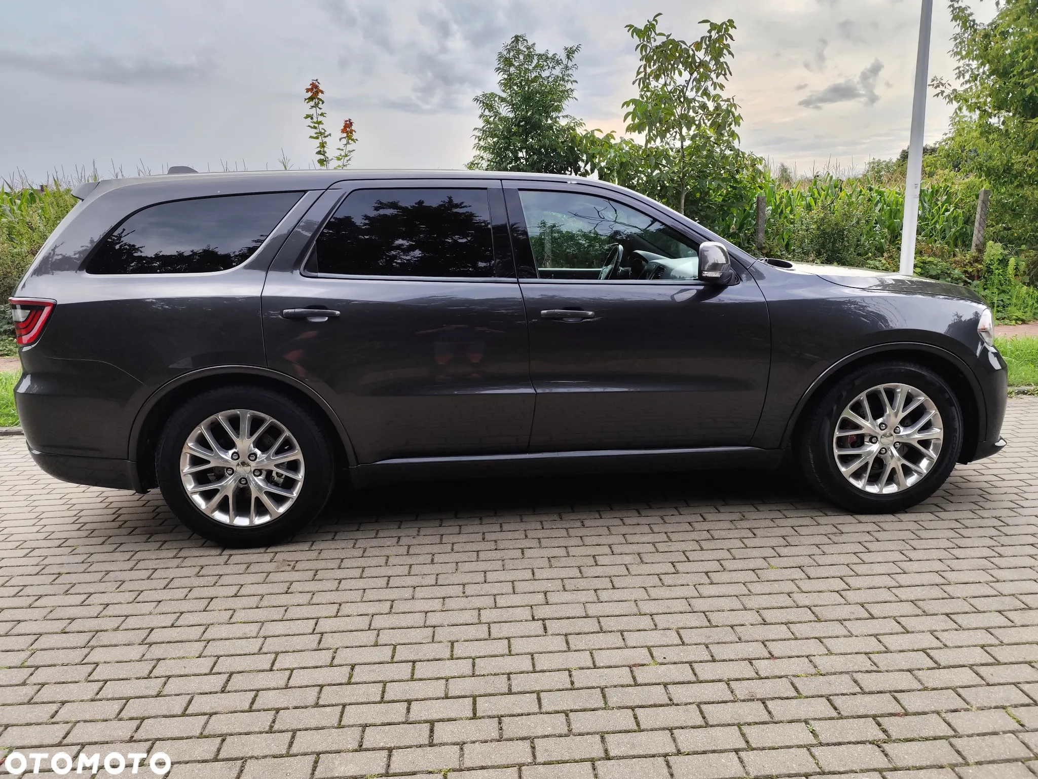 Dodge Durango - 8