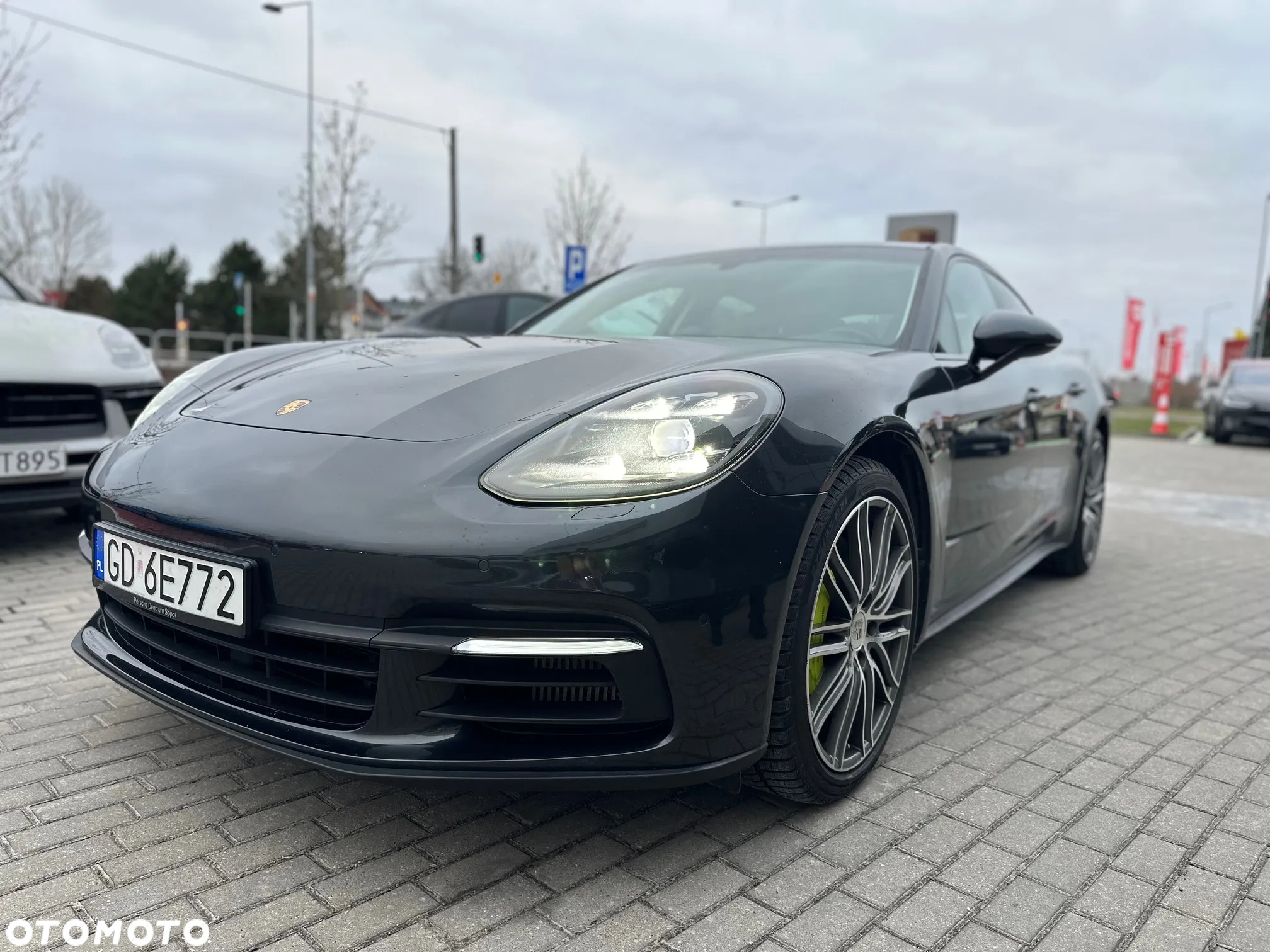 Porsche Panamera - 3