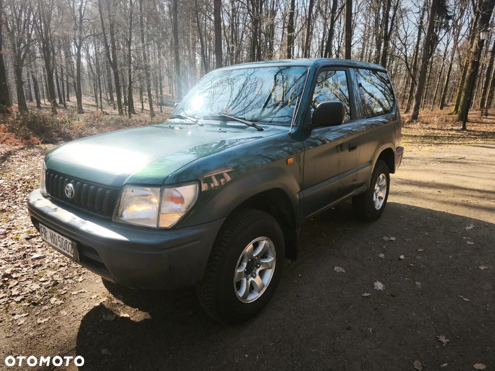 Toyota Land Cruiser KJ70 - 2