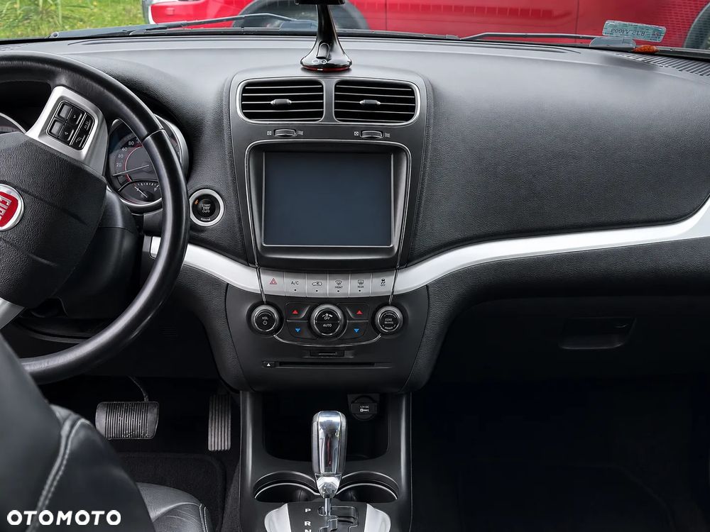 Fiat Freemont 2.0 Multijet Lounge AWD - 17
