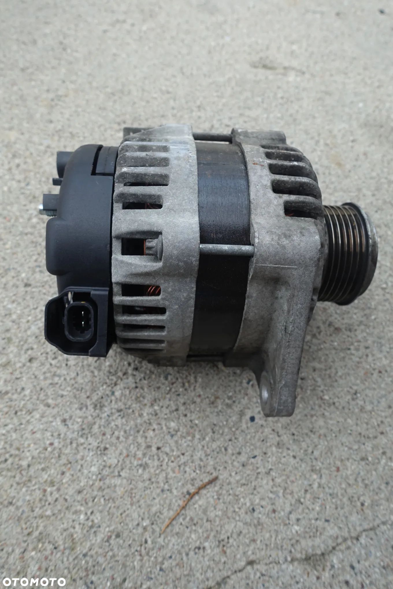 ALTERNATOR OPEL ASTRA J 1.7 CDTI 100A 13500186 - 1