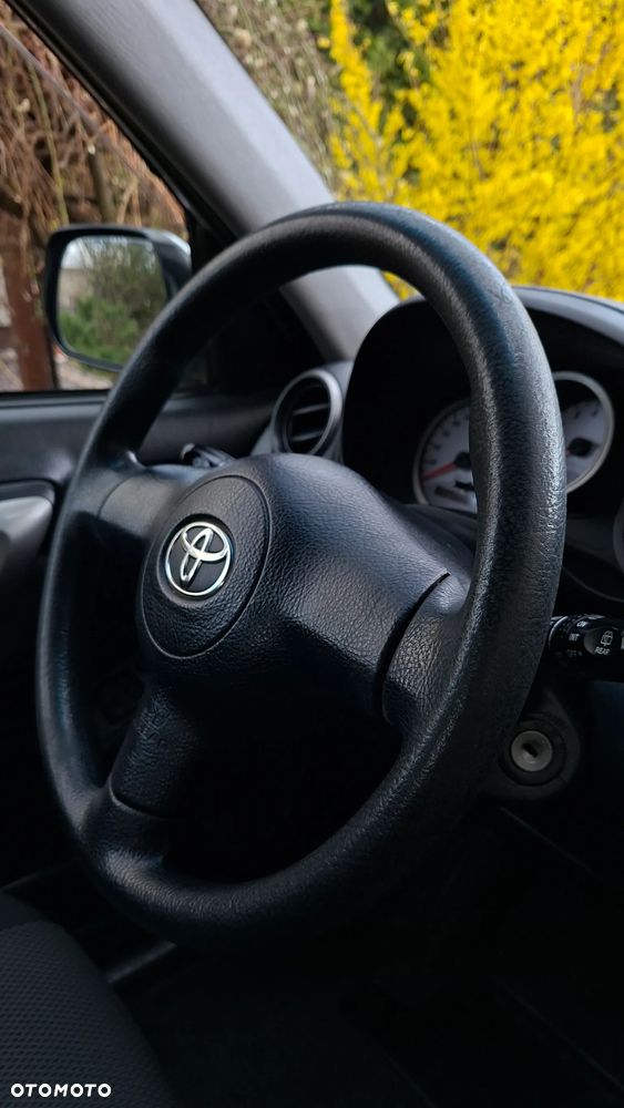 Toyota RAV4 1.8 VVT-i Terra 2WD - 22