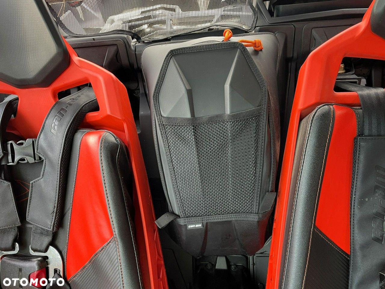 Can-Am Inny - 13