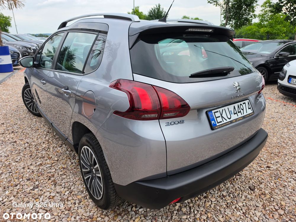 Peugeot 2008 1.2 Pure Tech Active S&S EAT6 - 9