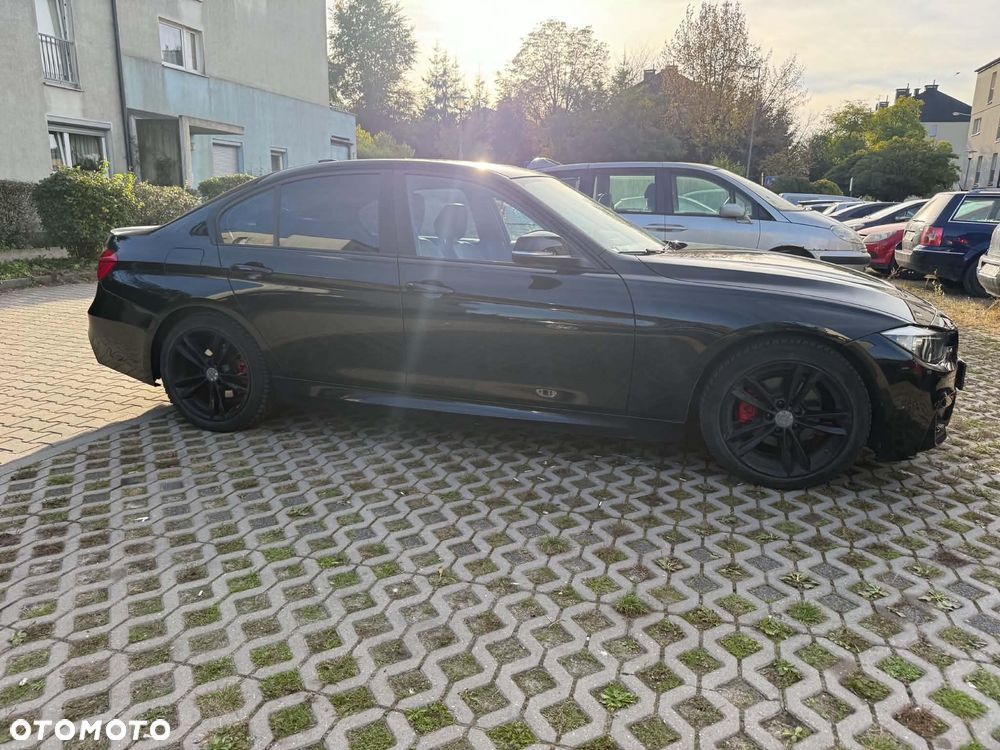 BMW 320I 2017 photo 3