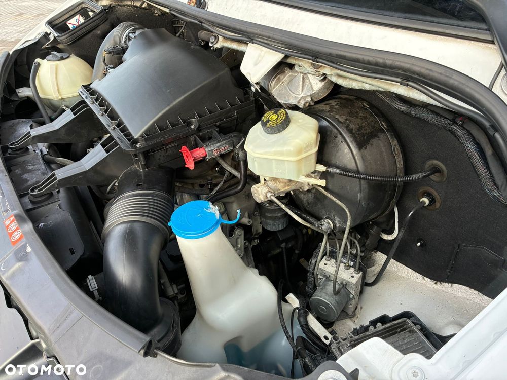 Mercedes-Benz Sprinter 906 211 CDI - 33