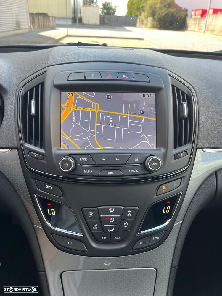 Opel Insignia Sports Tourer 2.0 CDTi Executive S/S - 25