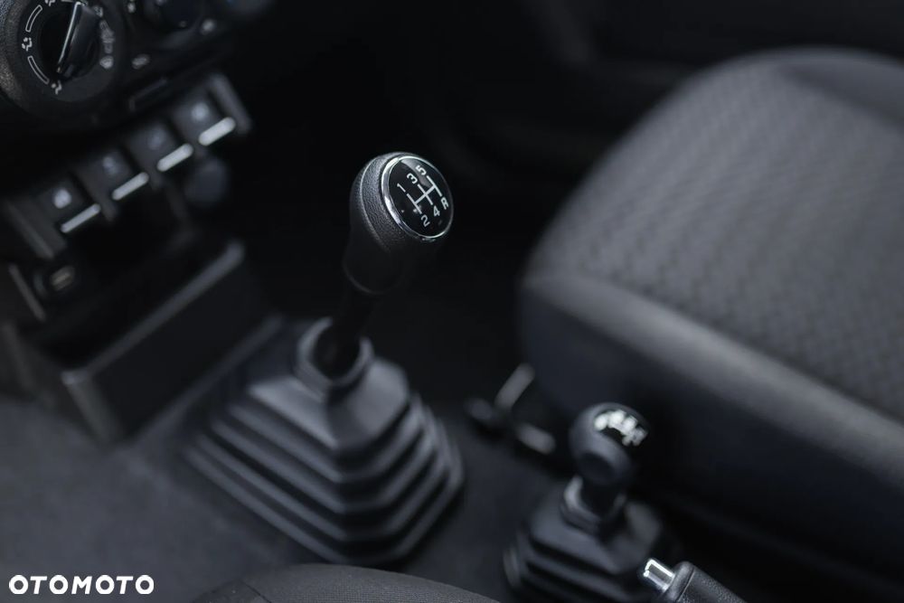 Suzuki Jimny 1.5 Comfort - 13