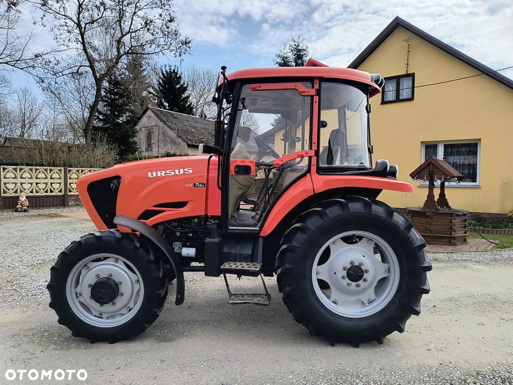 Ursus 3724S Piko - 4