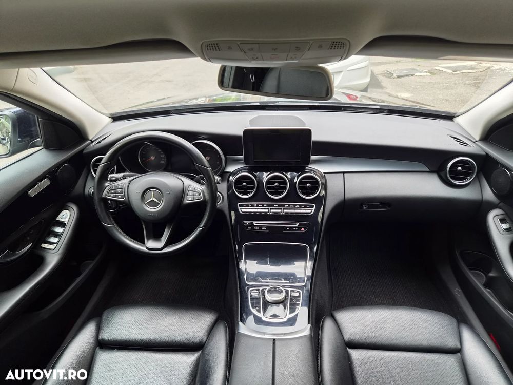 Mercedes-Benz C - 6