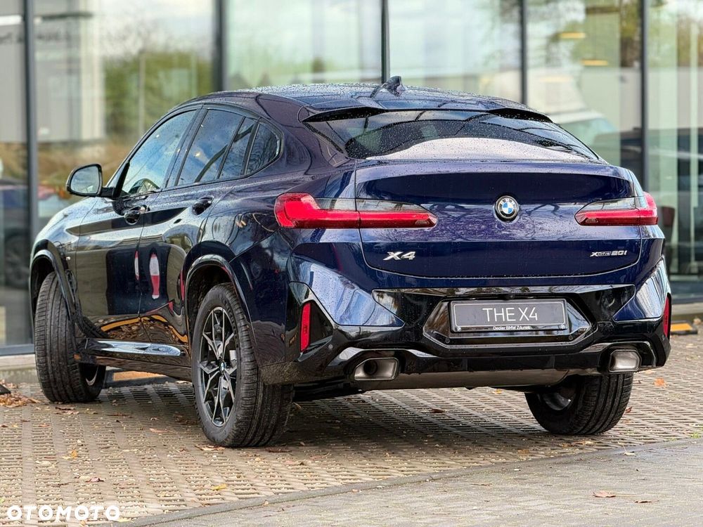 BMW X4 - 10