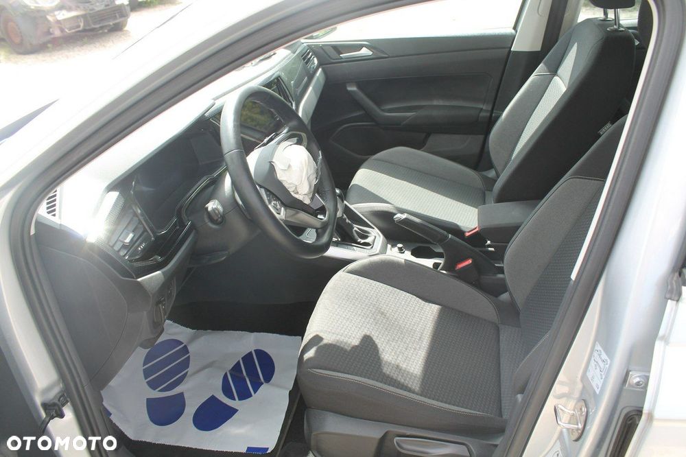 Volkswagen Polo - 9