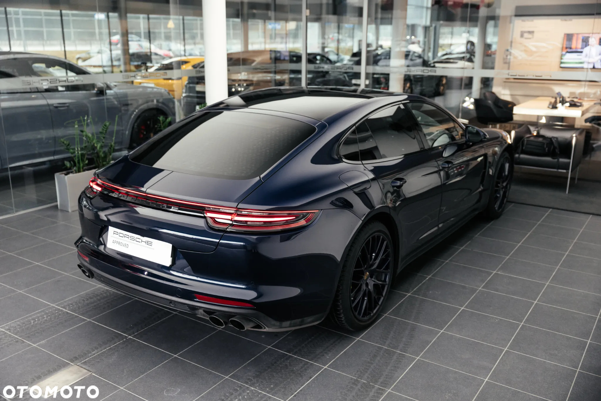 Porsche Panamera Turbo S e-Hybrid - 11