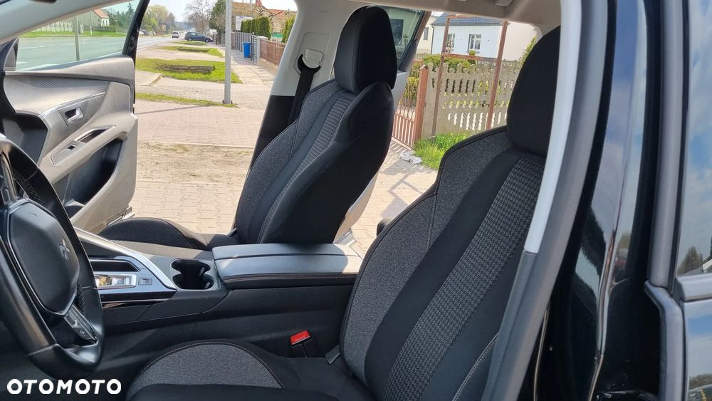 Peugeot 5008 BlueHDI 130 EAT8 Active Pack - 35