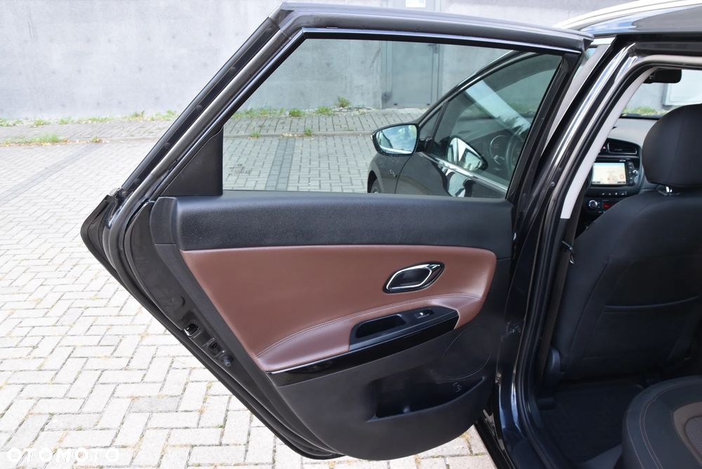 Kia Ceed - 15