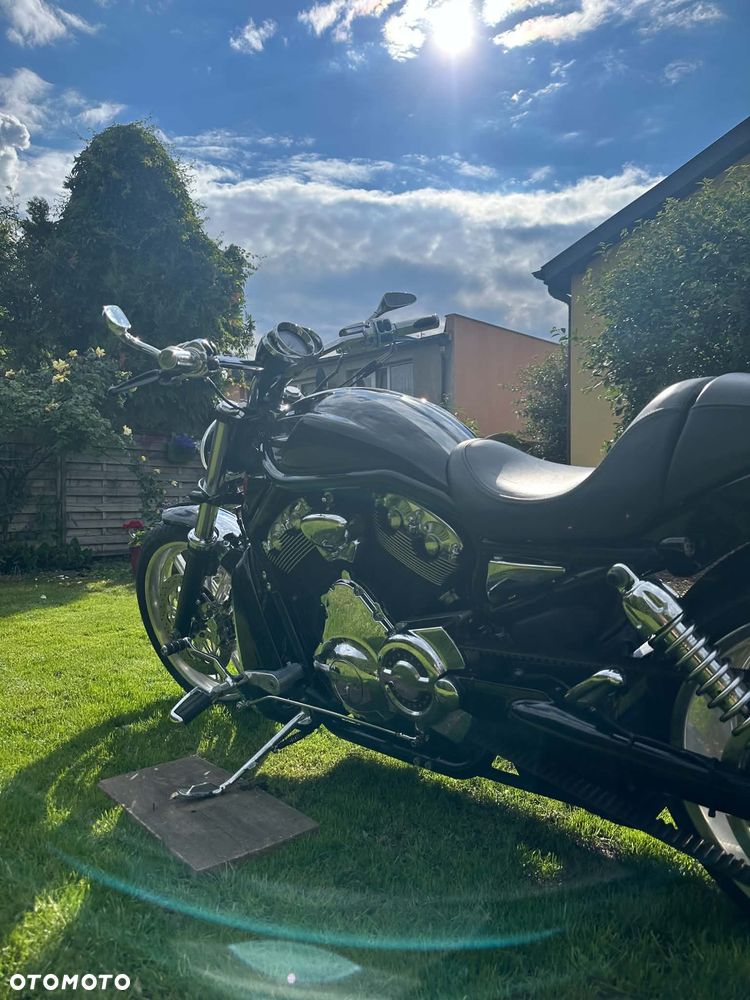 Harley-Davidson V-Rod Street Rod - 4