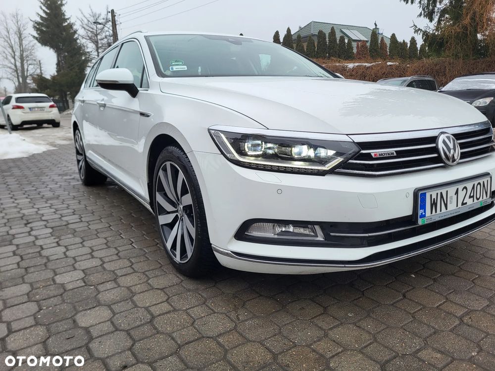 Volkswagen Passat - 1