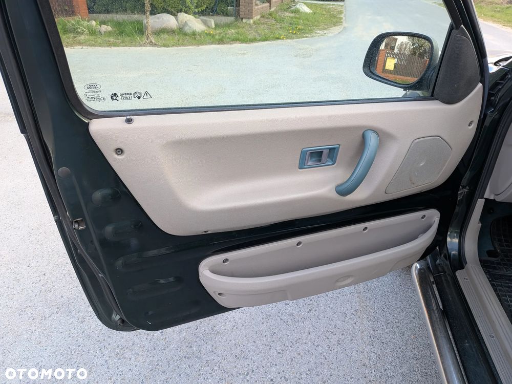 Land Rover Freelander - 7