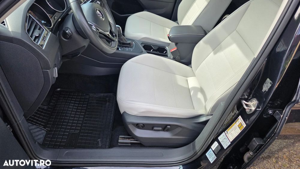 Volkswagen Tiguan - 19