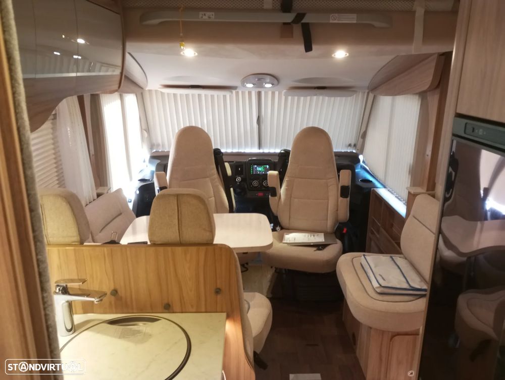 Hymer Classe B B598 - 11