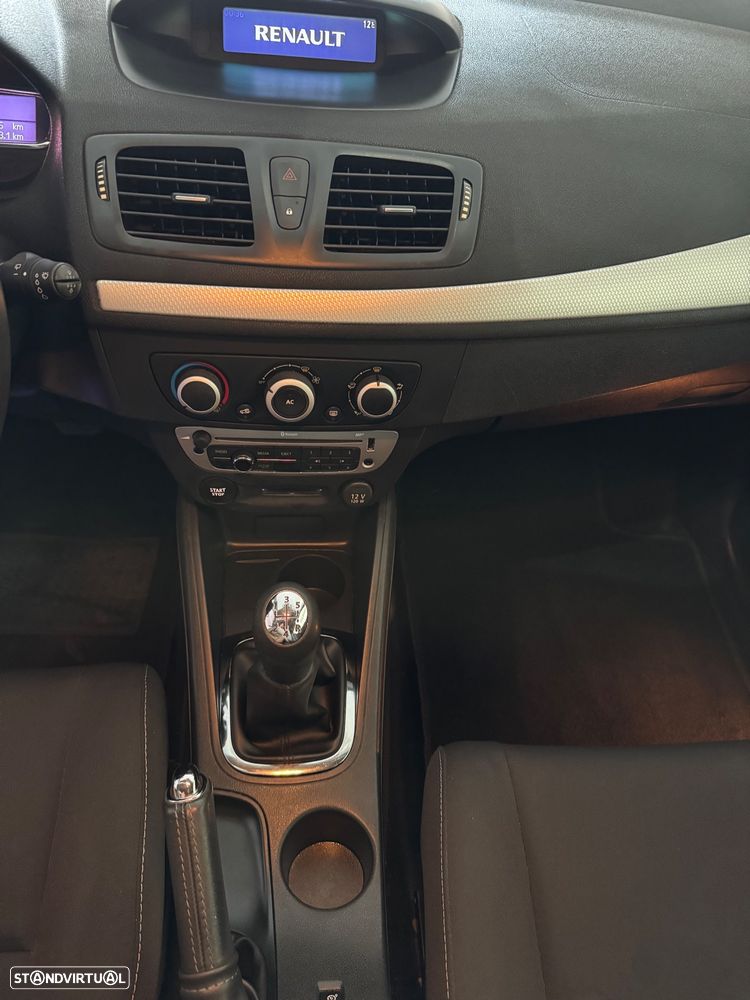 Renault Mégane 1.5 dCi Dynamique S - 22