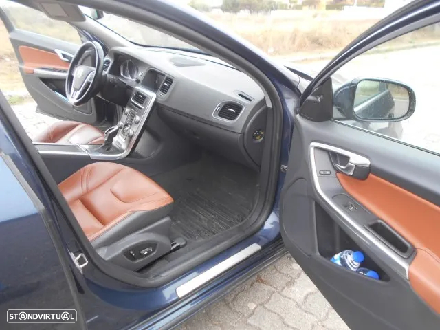 Volvo V60 - 13