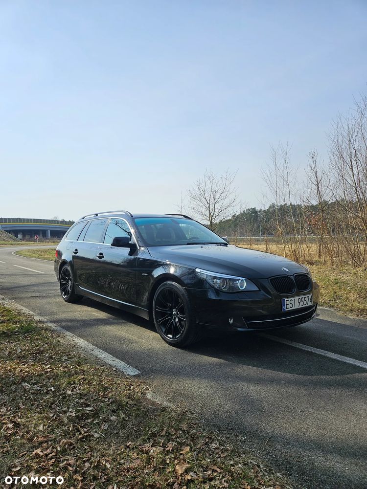 BMW Seria 5 525d - 14