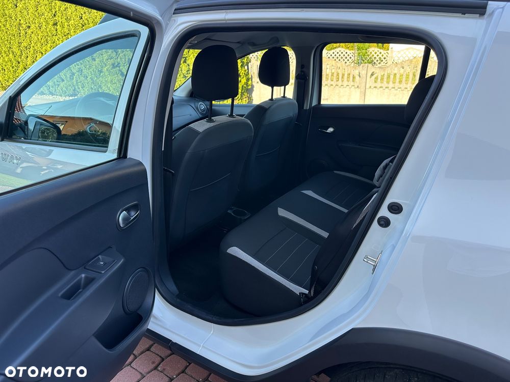 Dacia Sandero Stepway TCe 90 Ambiance - 30