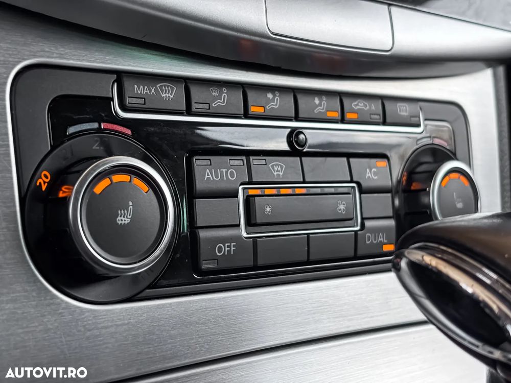 Volkswagen Passat - 18