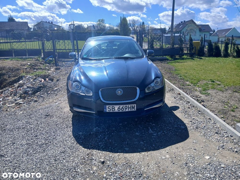 Jaguar XF 3.0 V6 D - 4