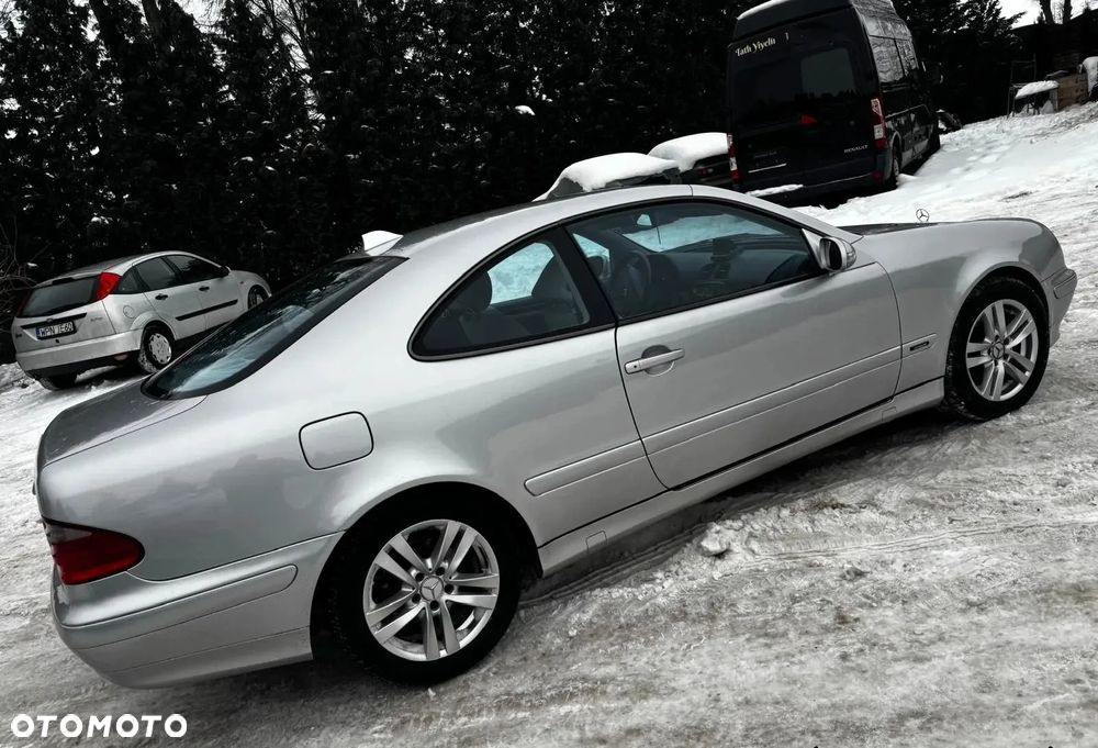 Mercedes-Benz CLK - 15