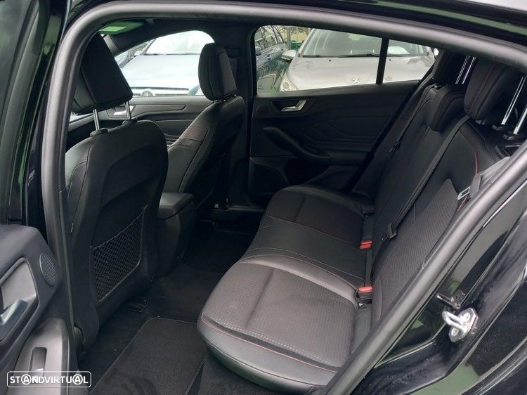Ford Focus 1.5 TDCi EcoBlue ST-Line Aut. - 19