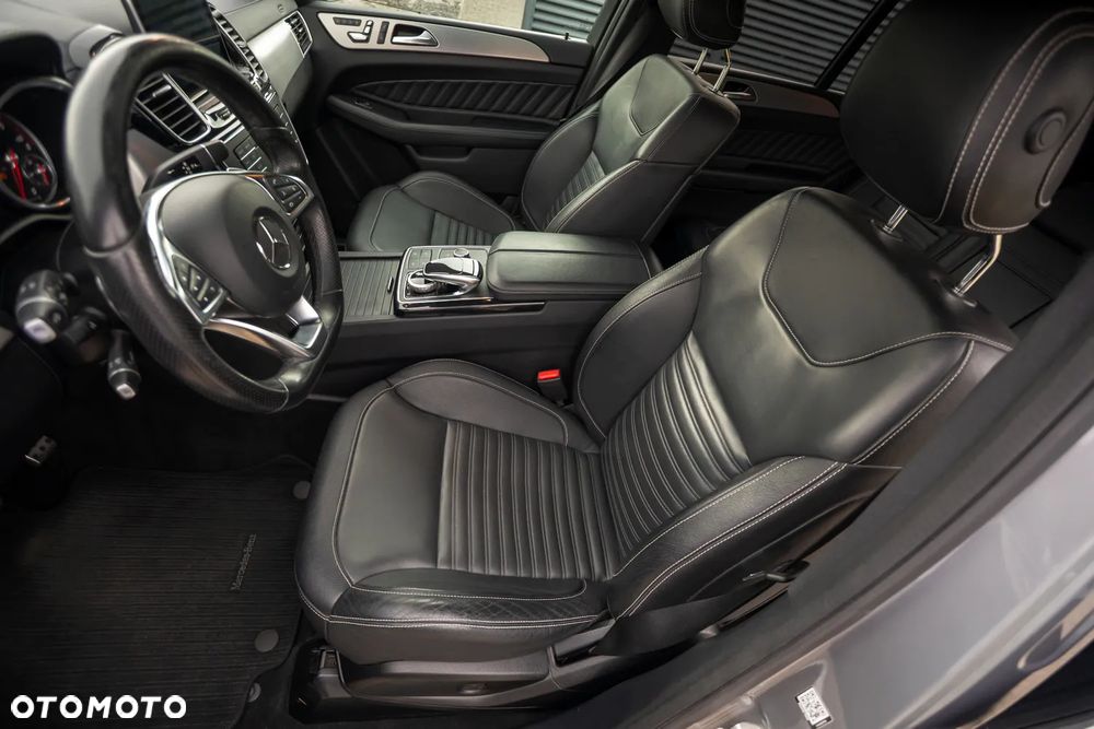 Mercedes-Benz GLE - 19