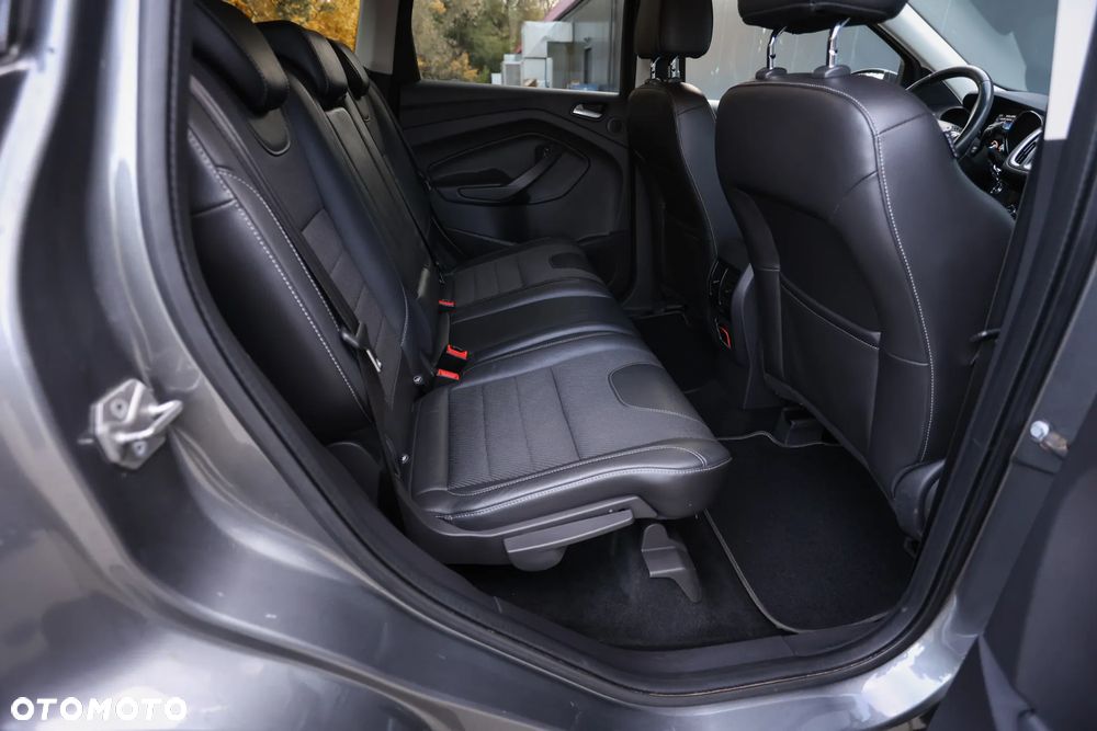 Ford Kuga 2.0 TDCi 4x4 Titanium - 18