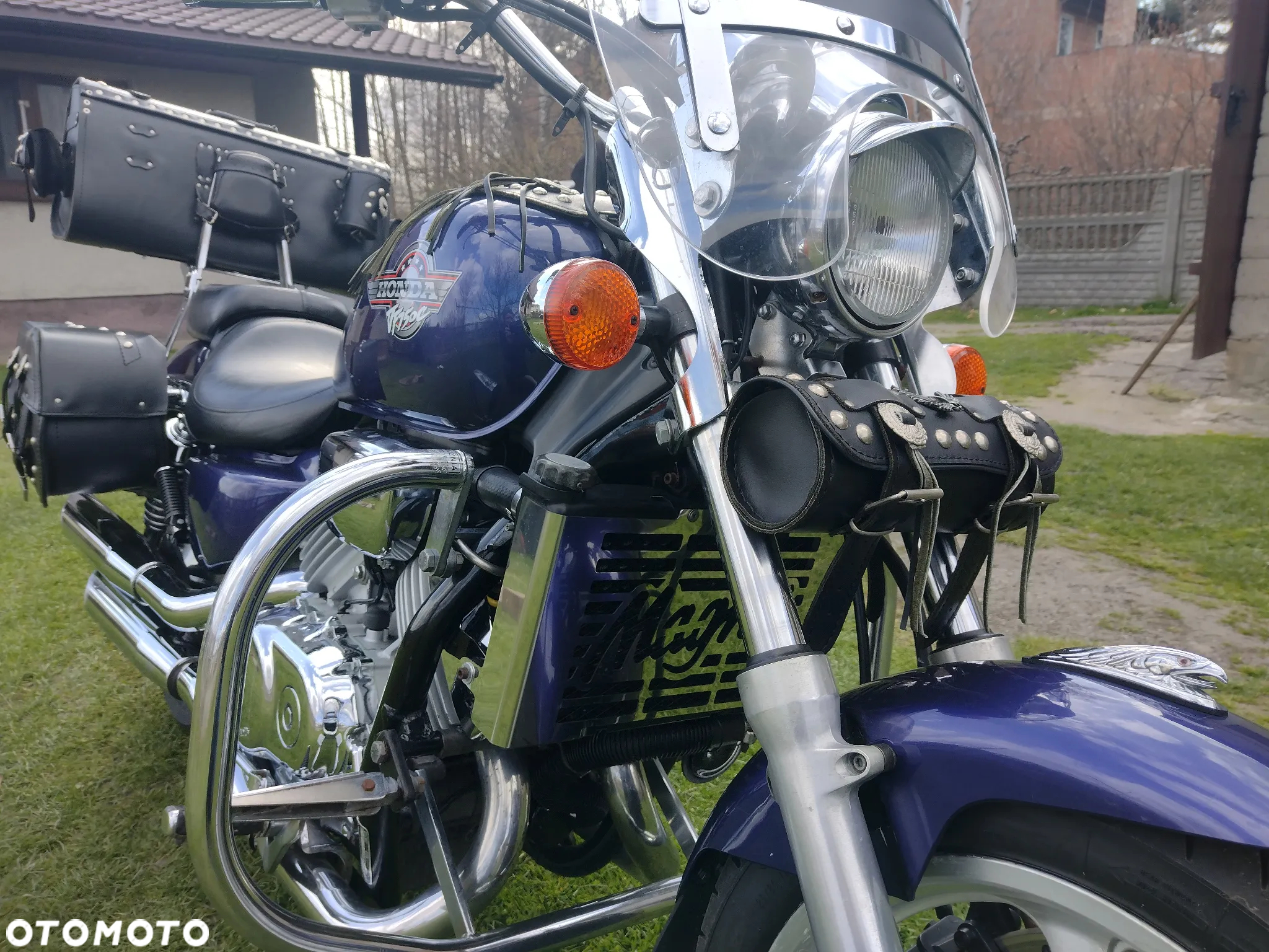 Honda VF - 12