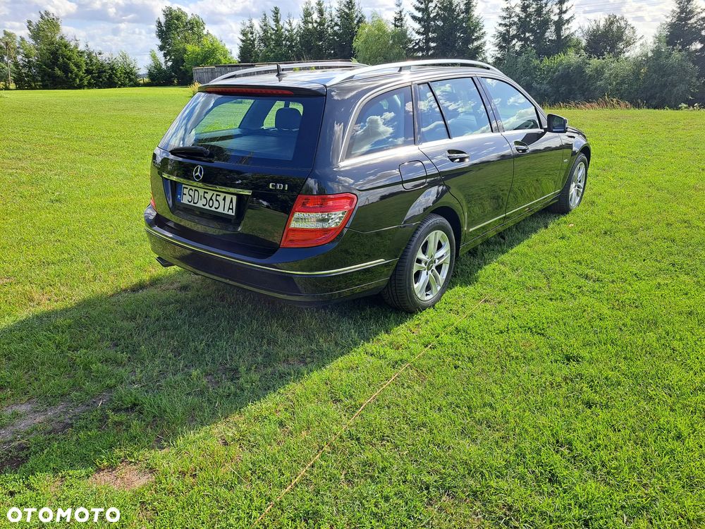 Mercedes-Benz Klasa C 220 CDI DPF Automatik BlueEFFICIENCY Avantgarde - 4