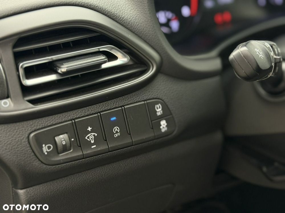 Hyundai i30 - 12