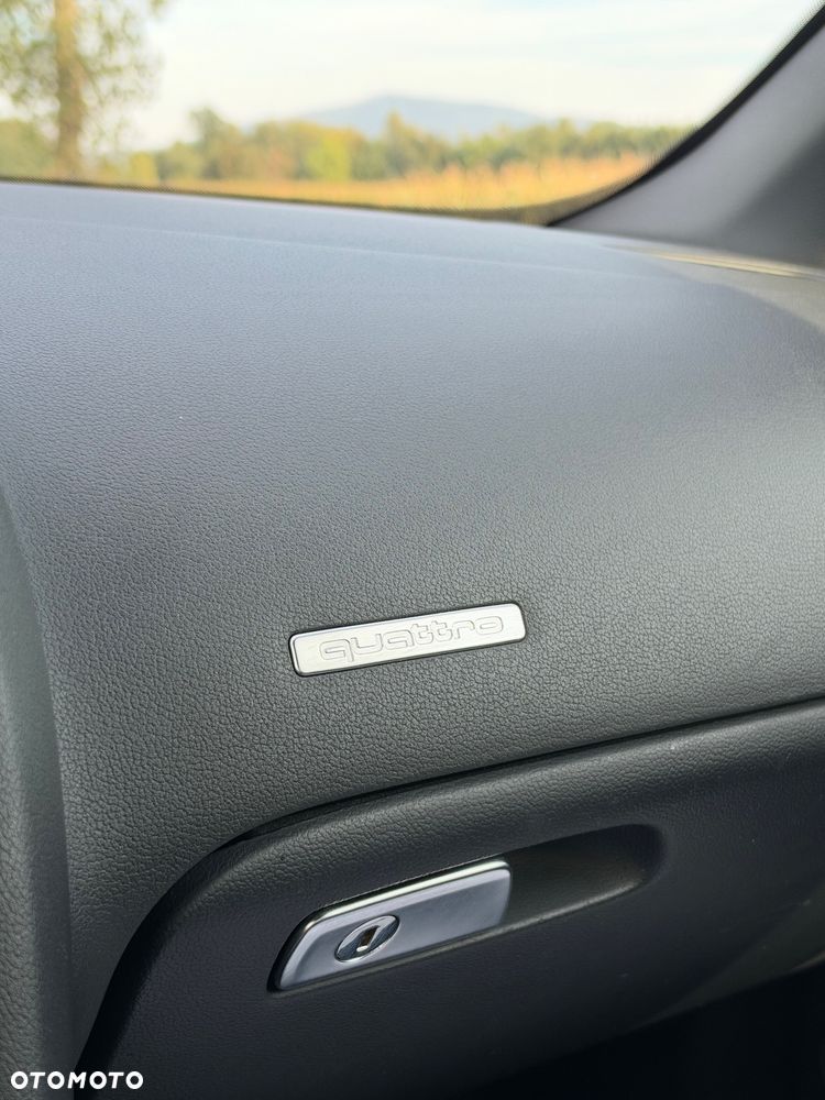 Audi A5 Cabrio 3.0 TDI DPF quattro S tronic - 36
