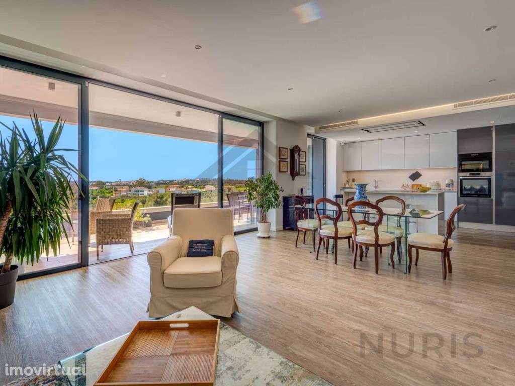 Apartamento T4 com Vista Mar para Venda em Portimão - Grande imagem: 4/42