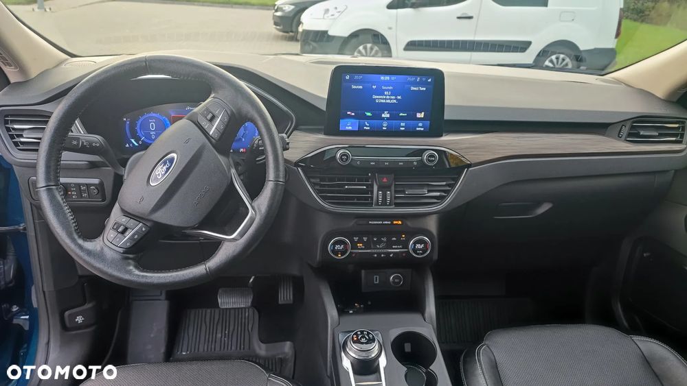 Ford Escape 2.0 EcoBoost AWD Titanium - 10
