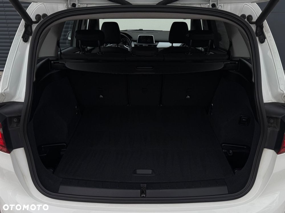 BMW Seria 2 220d xDrive Sport-Aut Advantage - 38