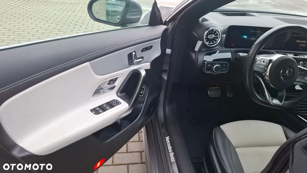 Mercedes-Benz CLA 220 d AMG Line 8G-DCT - 16