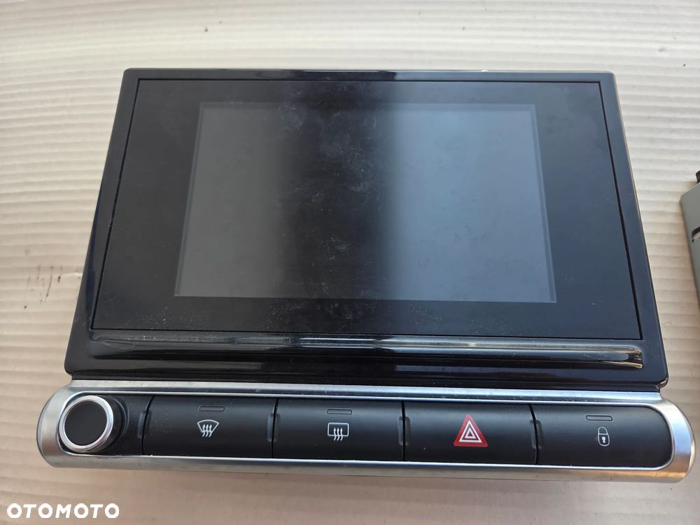 Radio nawigacja wyświetlacz Citroen C3 III 9812006580  9822730180 - 2
