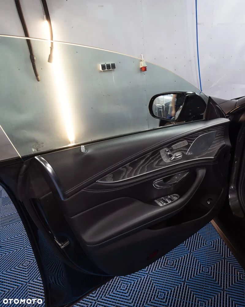 Mercedes-Benz AMG GT 53 4-Matic+ - 14