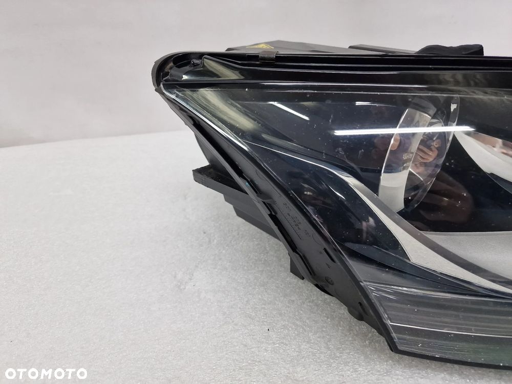 AUDI TT 8J0 PRAWA LAMPA PRZEDNIA PRZÓD XENON , NR 8J0941004D , NR AUKCJI LA520 - 2